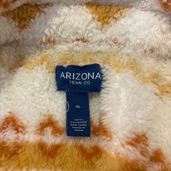 Arizona Jean Company White and Orange Fleece Jacket - Picture 3 of 3